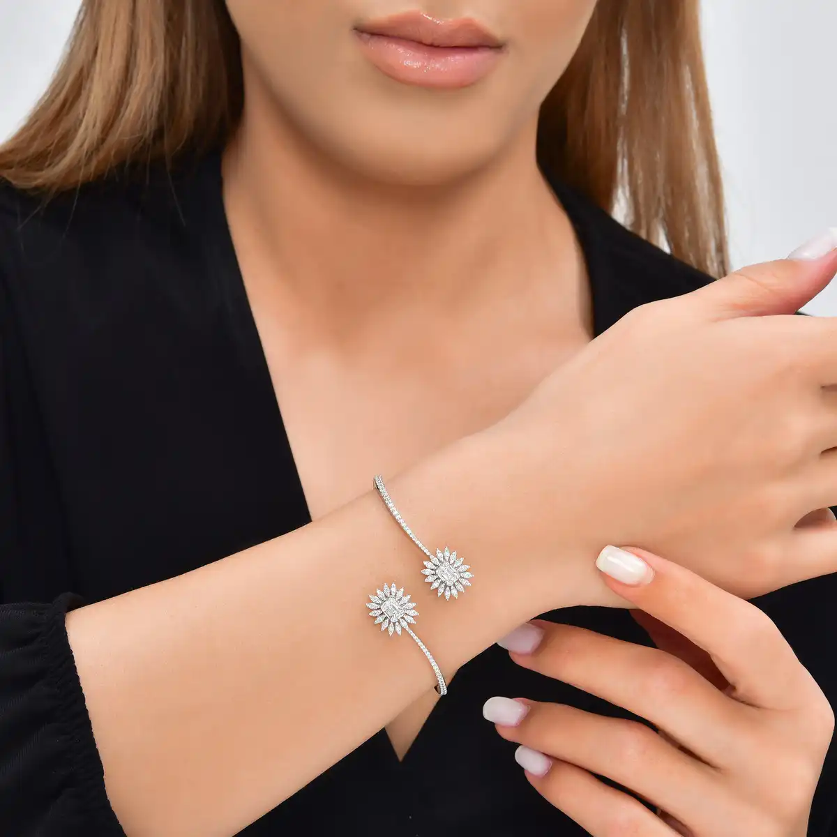 1,47 Karat Pırlanta Baget Kelepçe 2