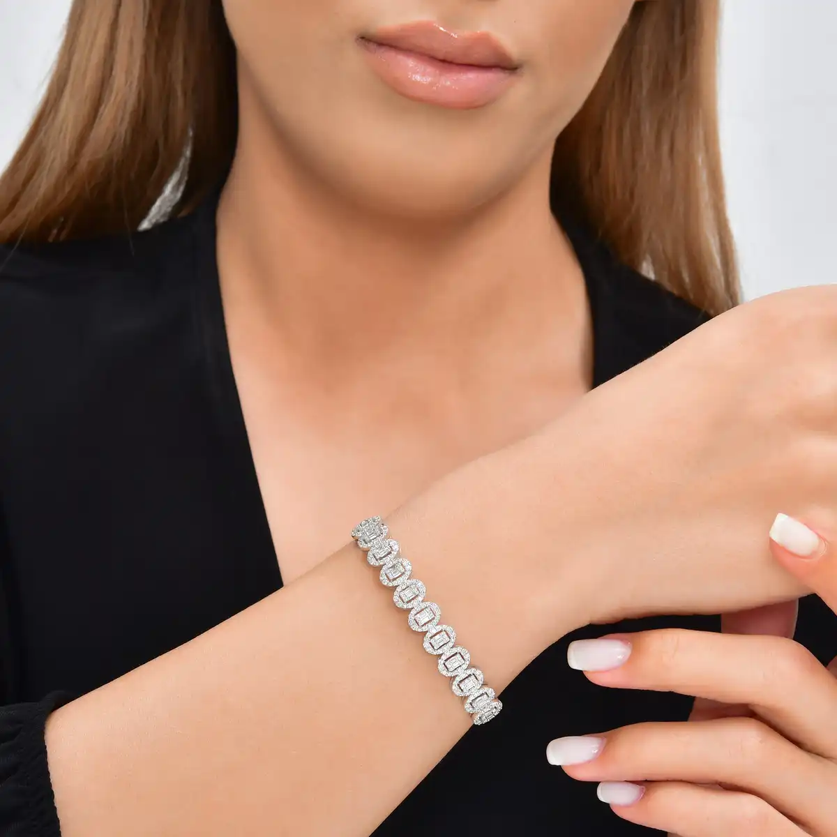 1,97 Karat Pırlanta Baget Kelepçe 2