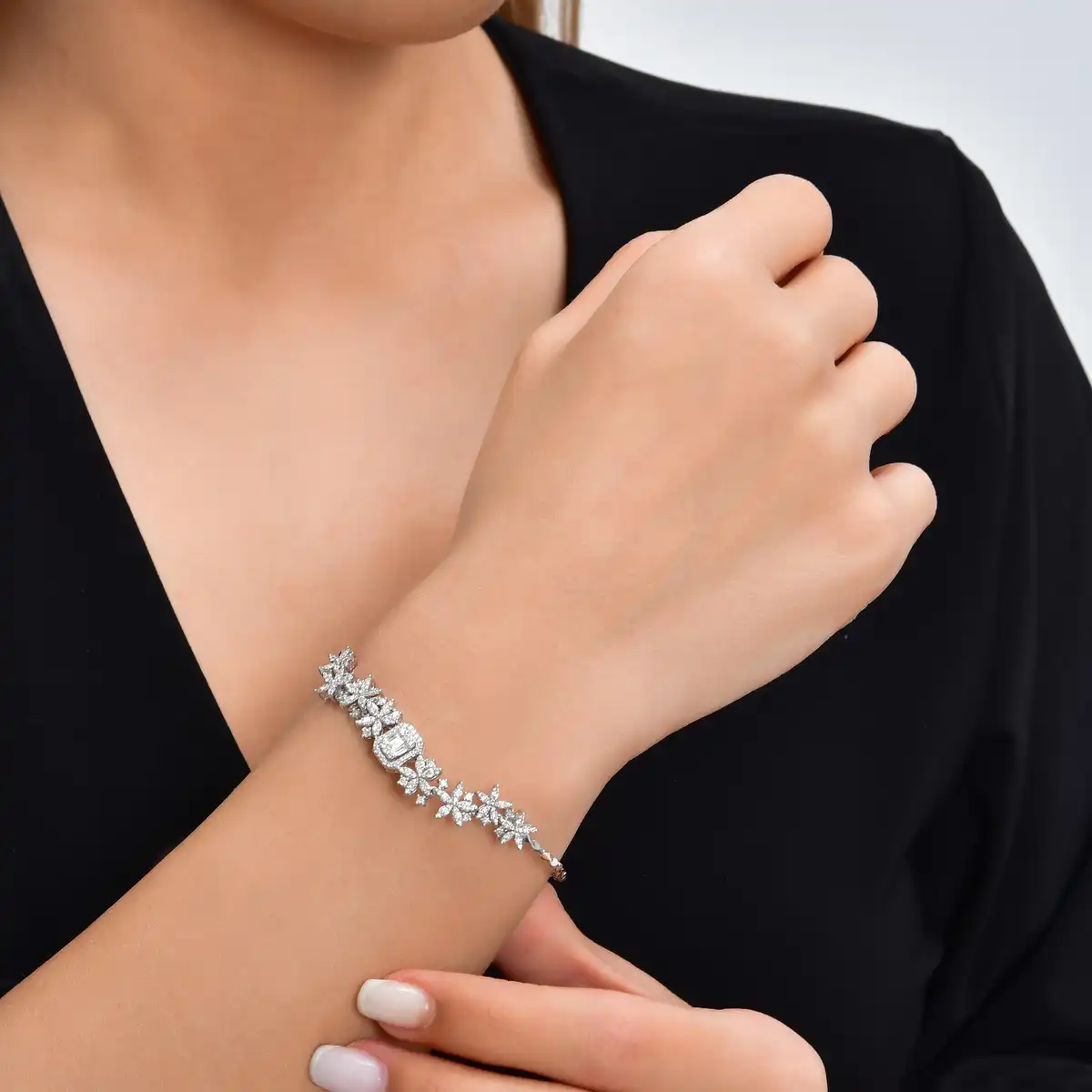1,32 Karat Pırlanta Baget Bileklik 2