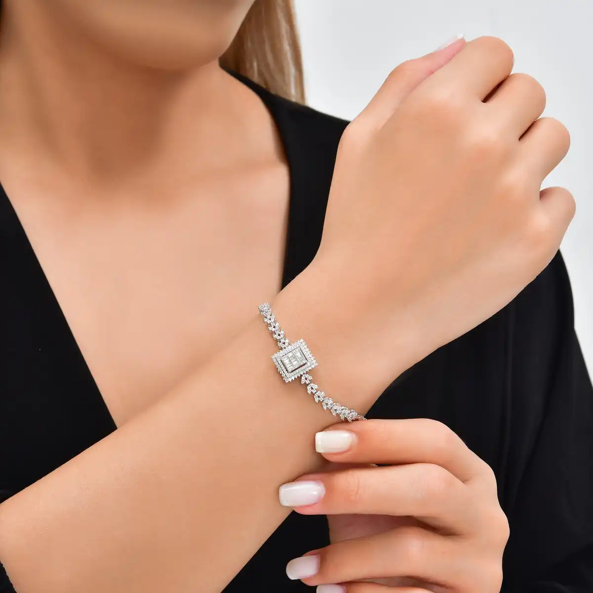 1,10 Karat Pırlanta Baget Bileklik 2